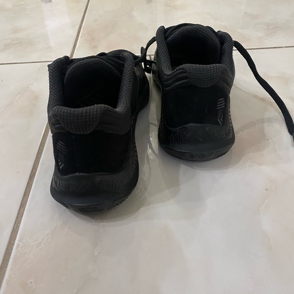 R. A. D. One, women’s black shoe. Size 8. Usable for lifting, walking, running. - Picture 5 of 5